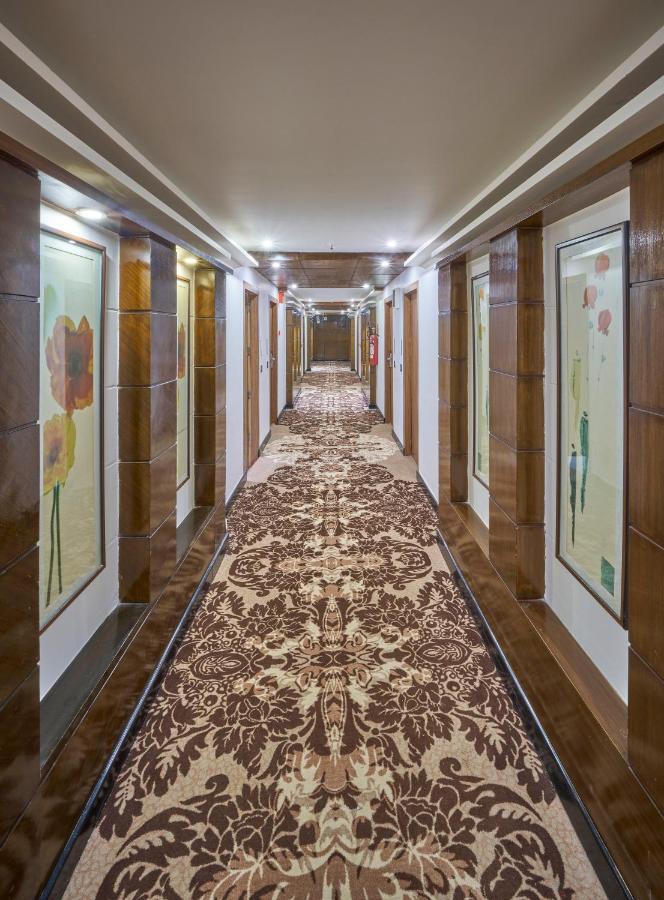 Hotel Hindusthan International, Μπουμπάνεσβαρ Εξωτερικό φωτογραφία