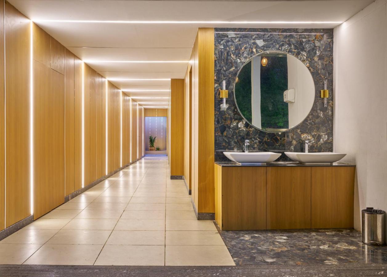Hotel Hindusthan International, Μπουμπάνεσβαρ Εξωτερικό φωτογραφία