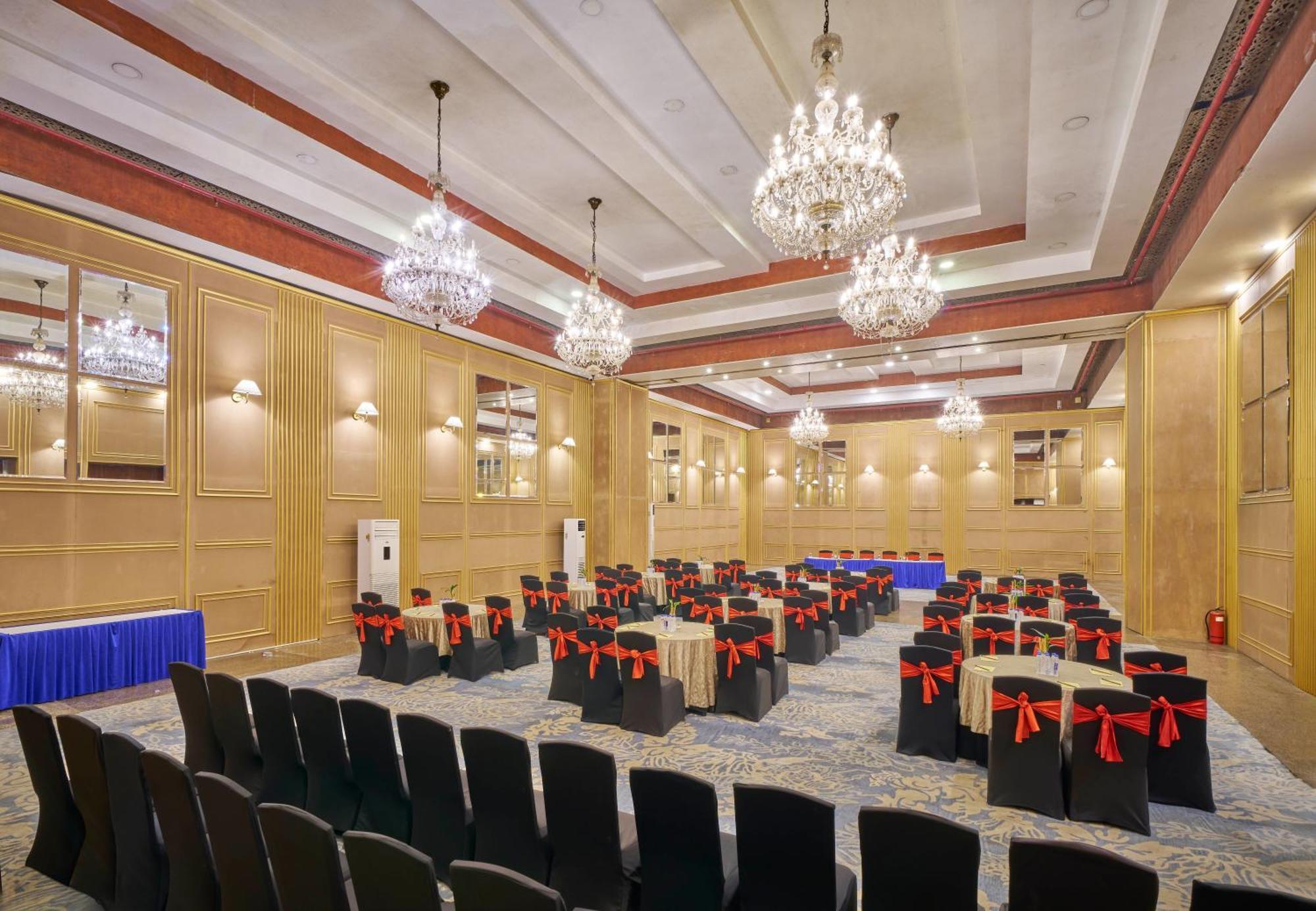 Hotel Hindusthan International, Μπουμπάνεσβαρ Εξωτερικό φωτογραφία
