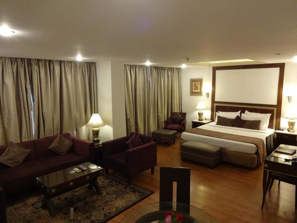 Hotel Hindusthan International, Μπουμπάνεσβαρ Εξωτερικό φωτογραφία